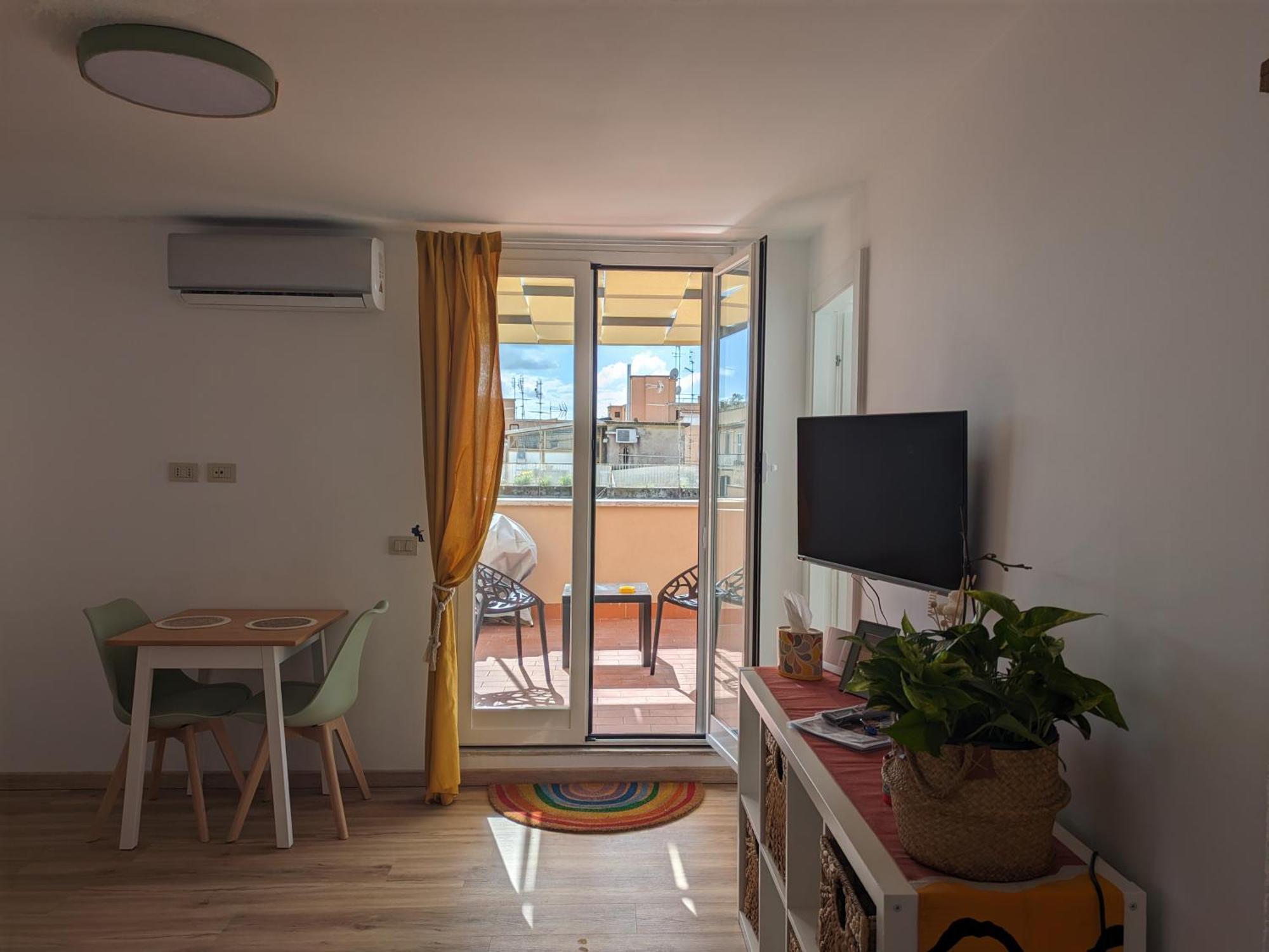 Casetta Sole, Superattico Con Terrazzo Vicino San Pietro, New Rome Exterior photo