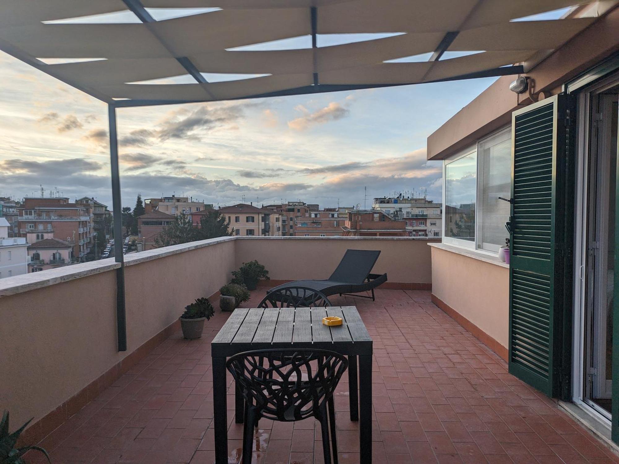 Casetta Sole, Superattico Con Terrazzo Vicino San Pietro, New Rome Exterior photo
